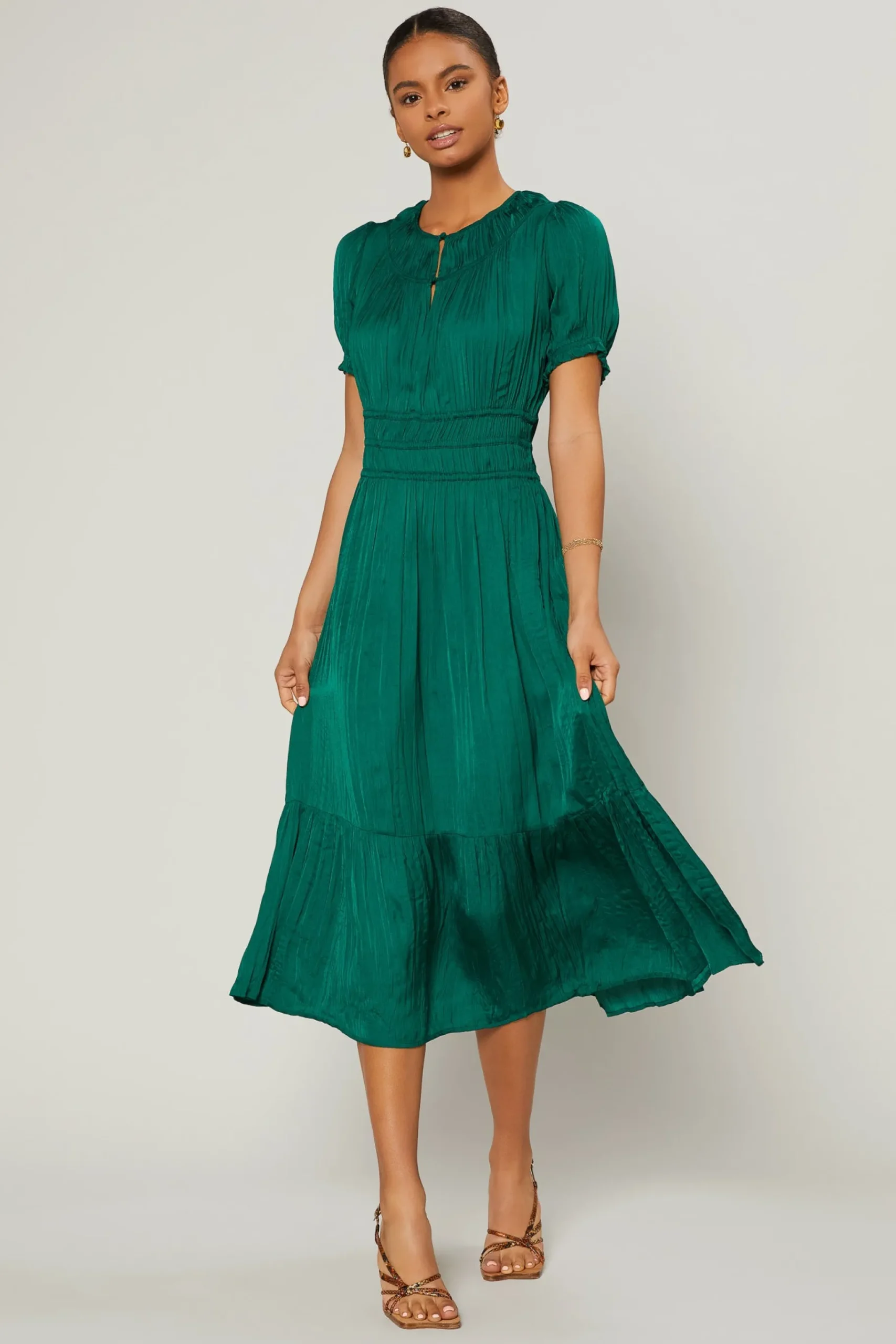 New Brooklyn Pleated Midi Dress Women Midi Dresses