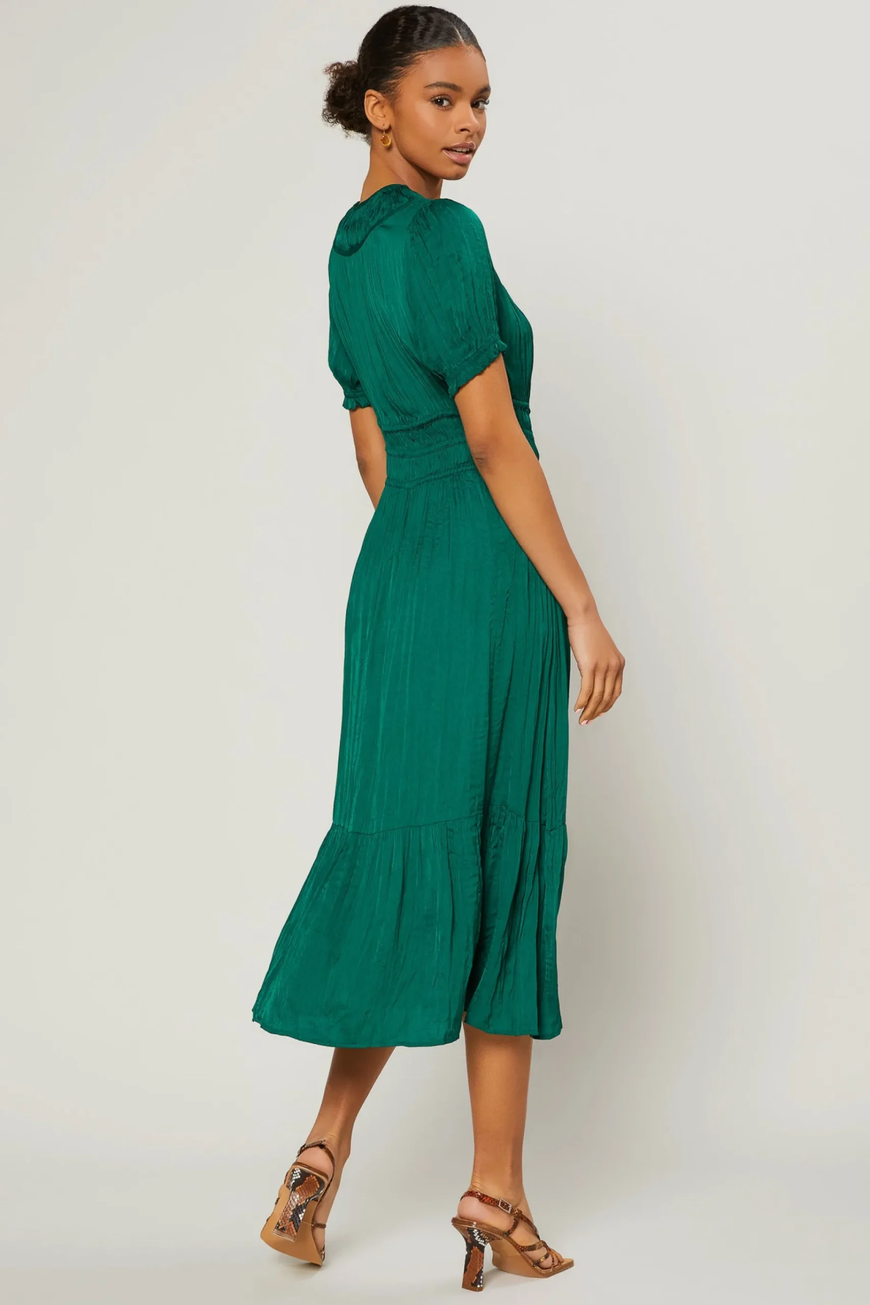 New Brooklyn Pleated Midi Dress Women Midi Dresses