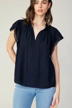 Fashion Eyelet Blouse Women Sleeveless Tops