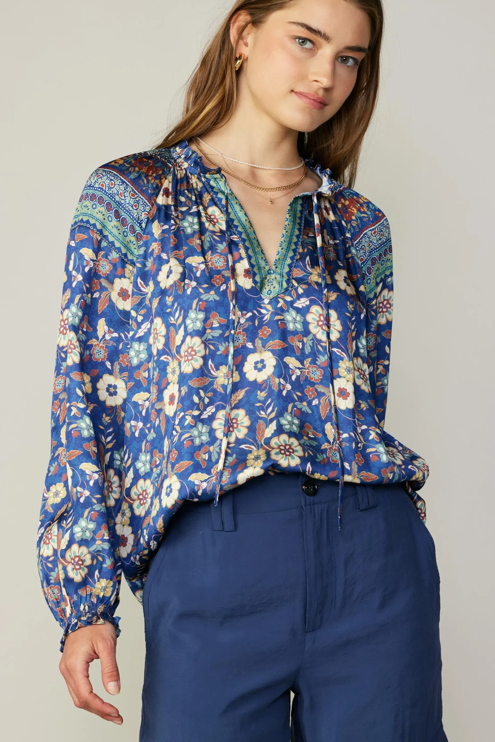 Best Floral Border Print Blouse Women Long Sleeve Tops