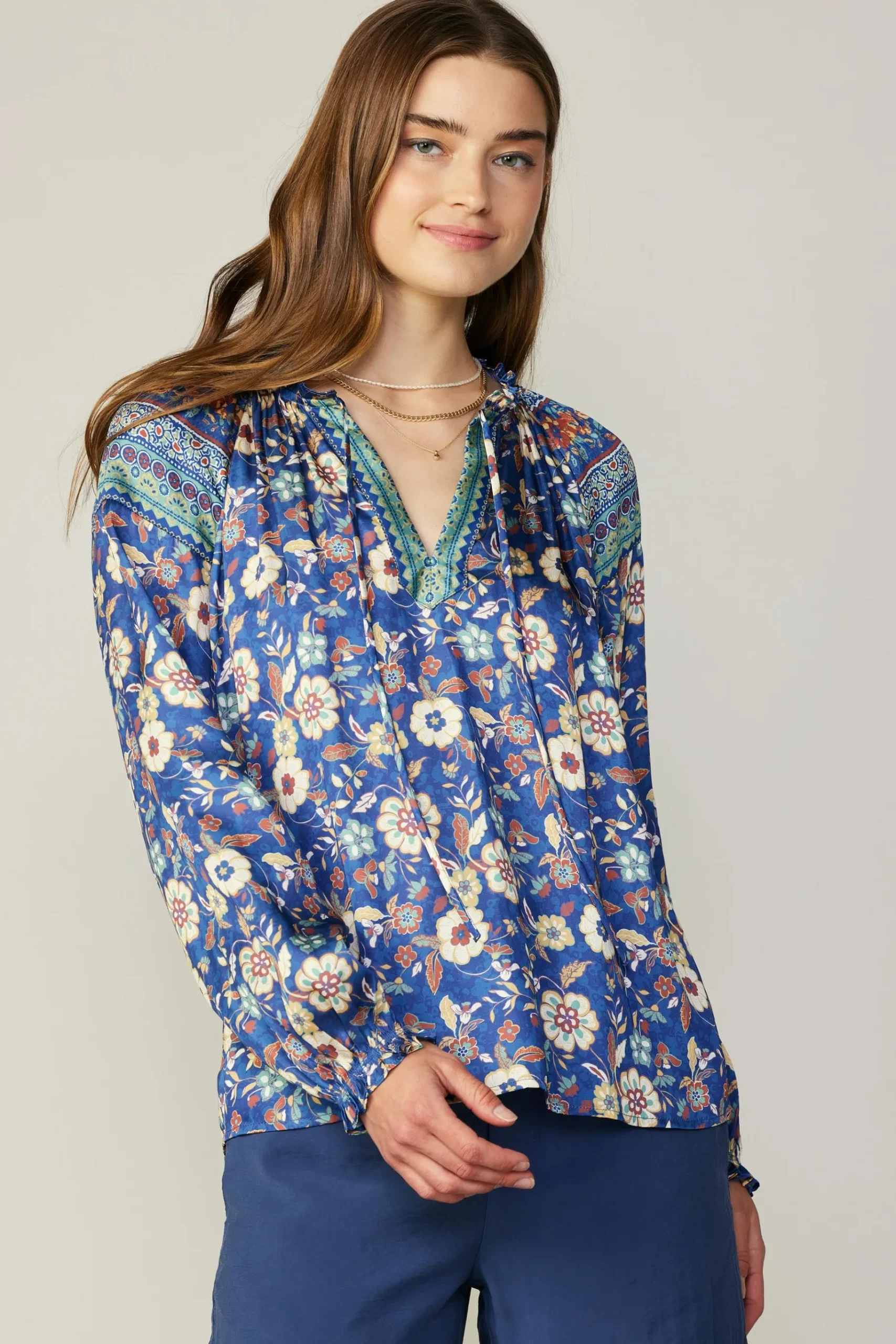 Best Floral Border Print Blouse Women Long Sleeve Tops
