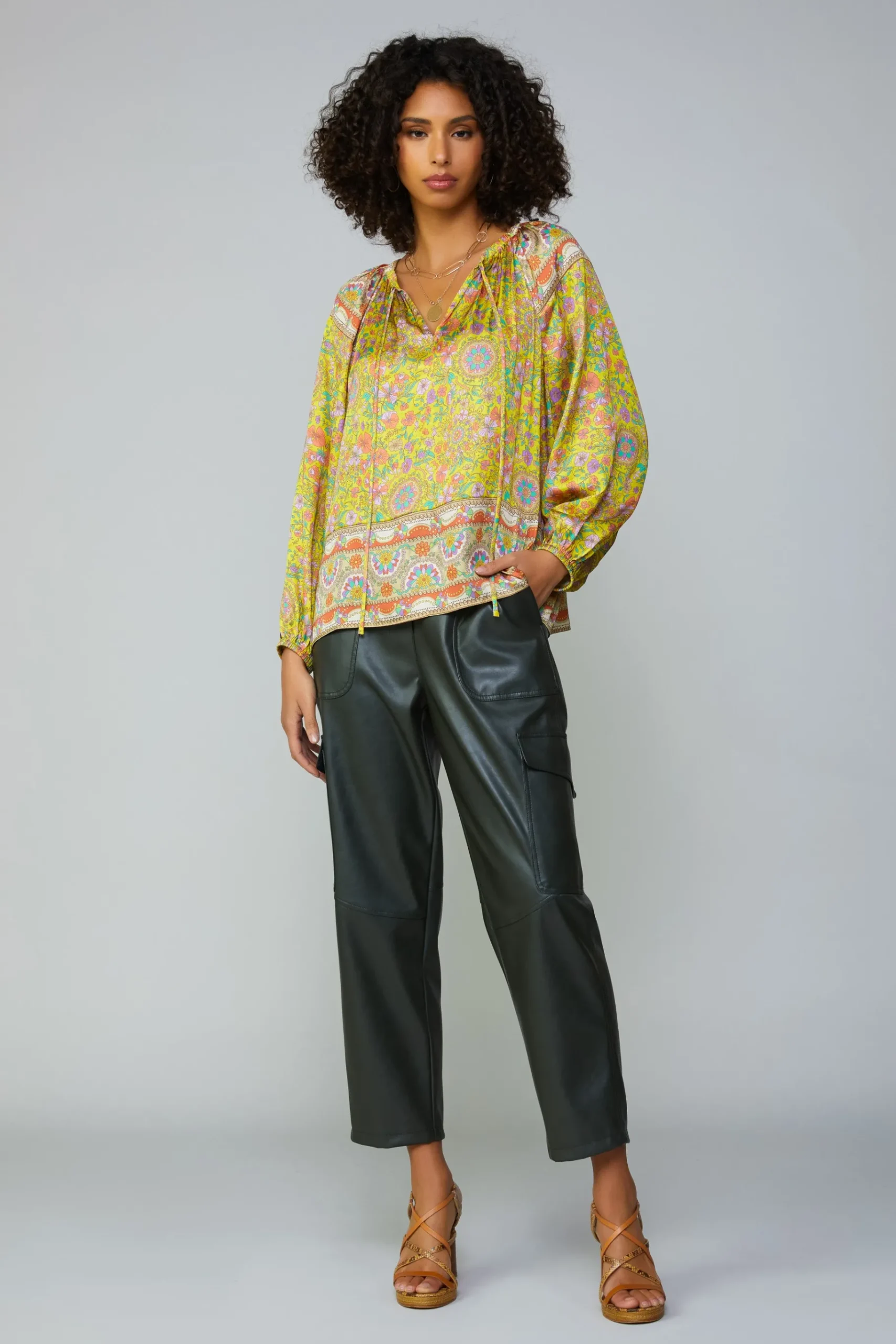 Online Floral Border Print Raglan Blouse Women Long Sleeve Tops