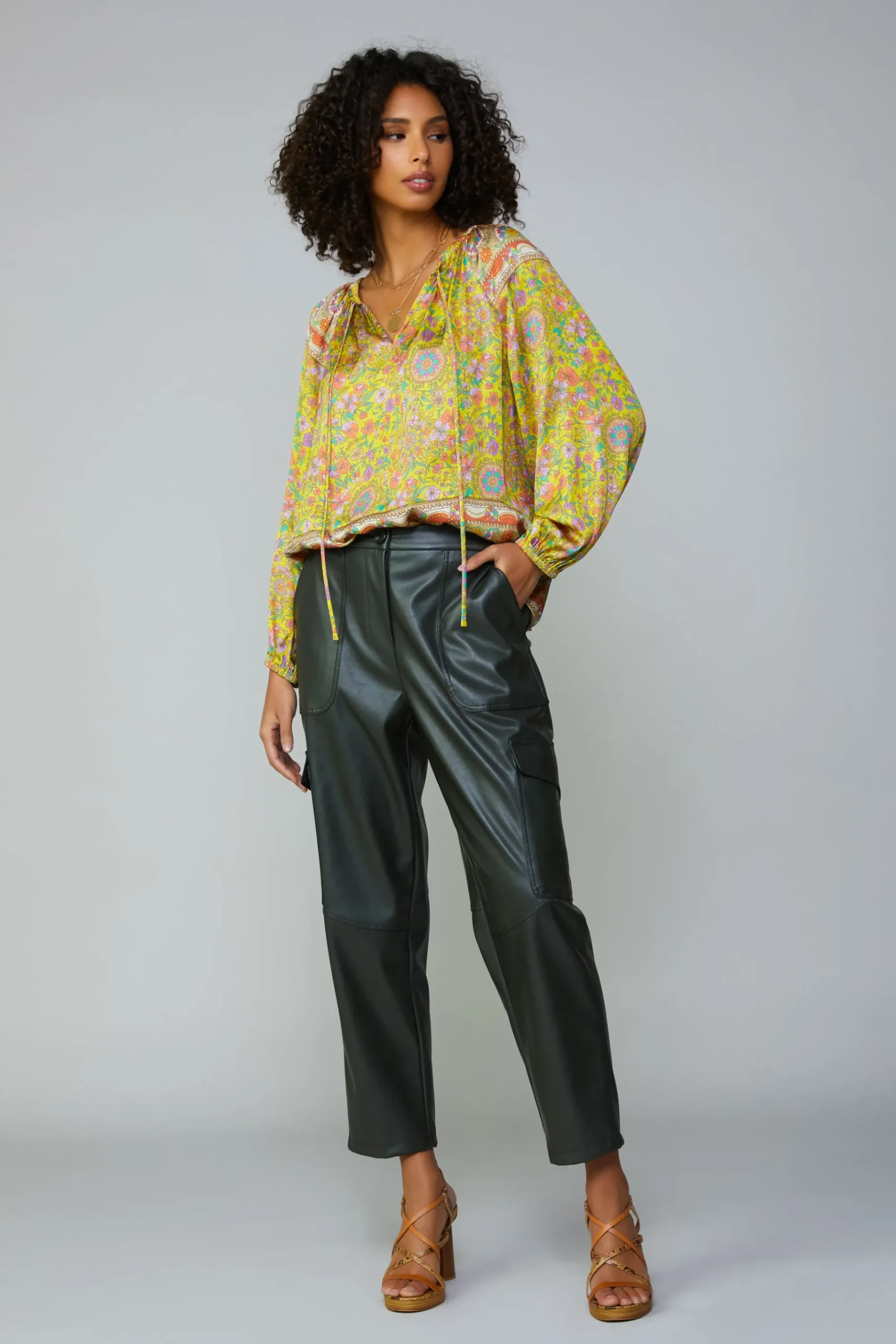 Online Floral Border Print Raglan Blouse Women Long Sleeve Tops