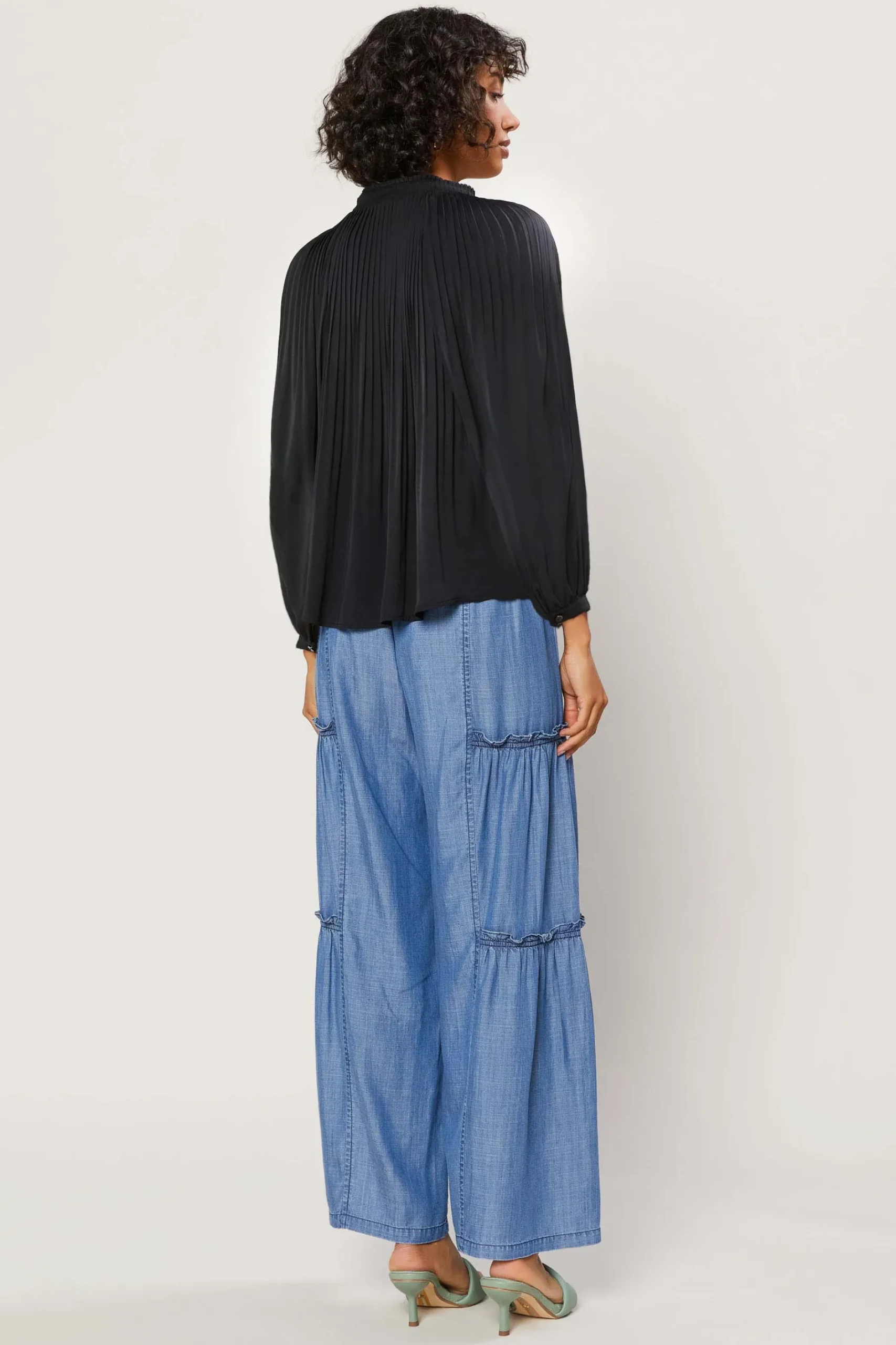 Fashion Pleated Split Neck Top Women Long Sleeve Tops