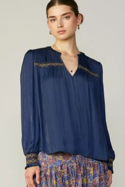 New Santa Fe Embroidered Blouse Women Long Sleeve Tops