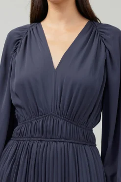 Discount Smocked Vneck Midi Dress Women Midi Dresses