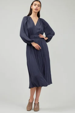 Discount Smocked Vneck Midi Dress Women Midi Dresses