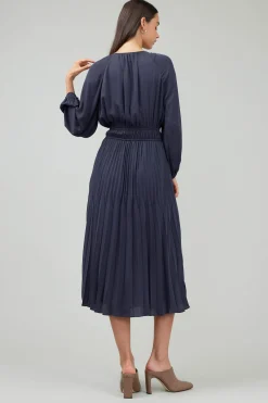Discount Smocked Vneck Midi Dress Women Midi Dresses